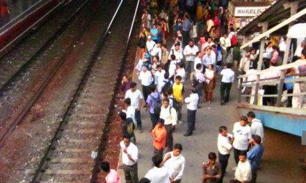 Smells in Bombay’s Local Train