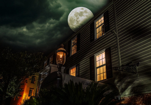 Haunted Savannah: <br>Southern Specters and Spirits