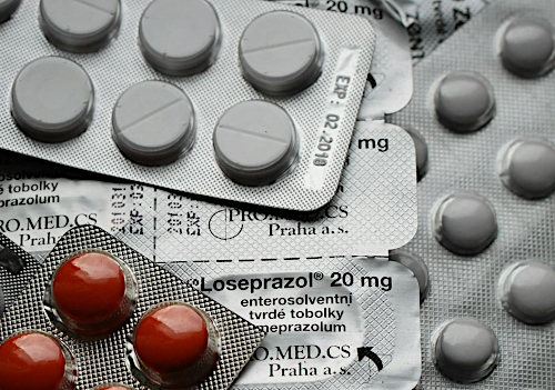 Traveling When on Medication: <br>What You Should Remember
